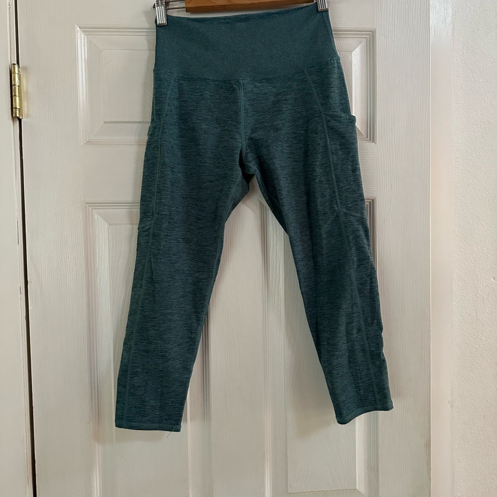 Teal women’s workout leggings size medium